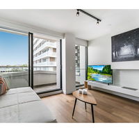 Shop Til You Drop At Sleek Unit In Hip Area - Darwin Holiday