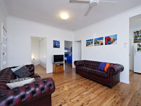 Short Street, 4, The Beach Cottage - Darwin Holiday 1