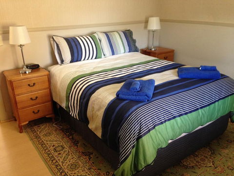 Showgrounds Cottage Naracoorte - Darwin Holiday 1