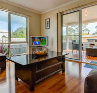 Silver Beach - Darwin Holiday