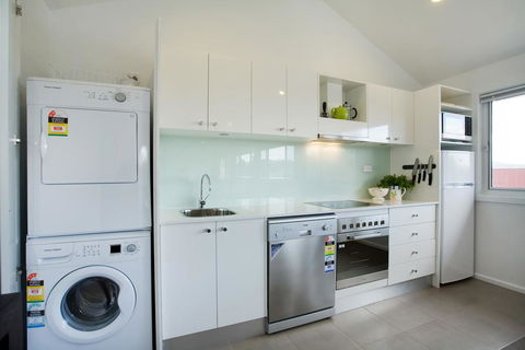 Silvermist, 17 Poley Cow Lane - Darwin Holiday 1