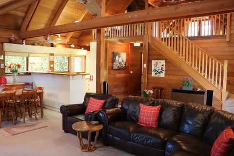 Silverpoint Accommodation - Darwin Holiday 2