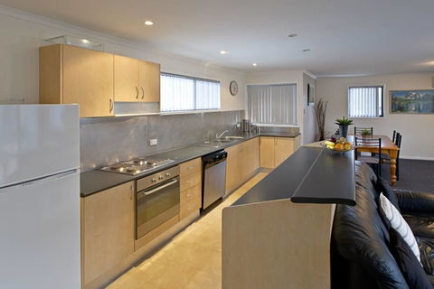 Silvertrees 2 - Darwin Holiday 2