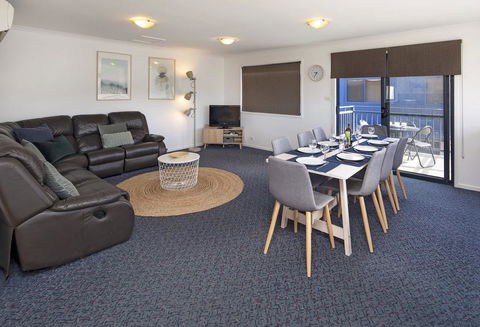 Silvertrees 5 - Darwin Holiday 0