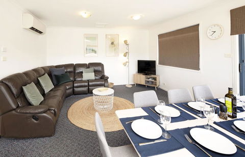 Silvertrees 5 - Darwin Holiday 1