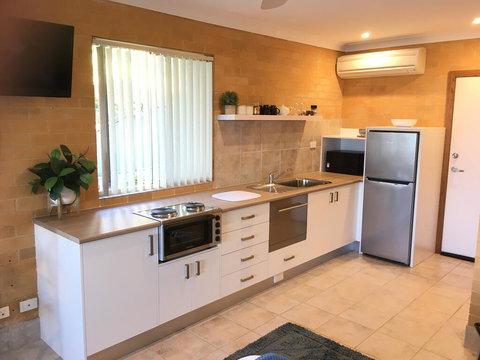 SilverWaters Waterfront Accommodation - Darwin Holiday 2
