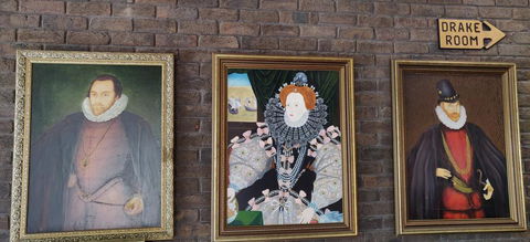 Sir Francis Drake - Darwin Holiday 1