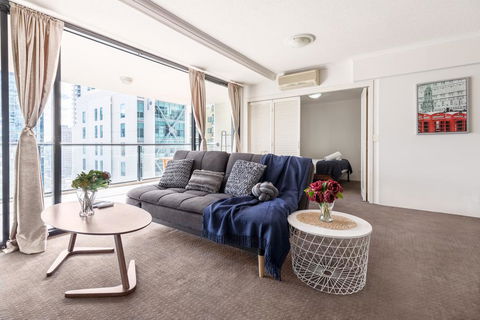 Sky River CBD Apartment - Darwin Holiday 0