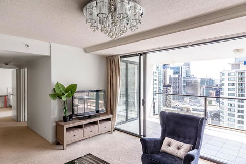 Sky River CBD Apartment - Darwin Holiday 1