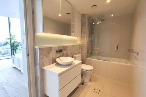 Skyview Luxury 4Br Penthouse WWP - Darwin Holiday 1