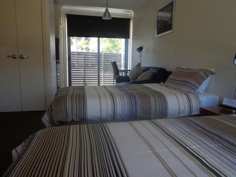 Smart Stayzzz Inns - Darwin Holiday 1