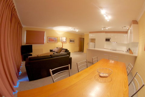 Snow Ski Apartments 36 - Darwin Holiday 0