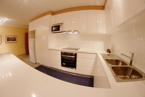 Snow Ski Apartments 36 - Darwin Holiday 2