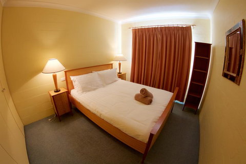 Snow Ski Apartments 41 - Darwin Holiday 2