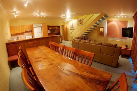 Snow Ski Apartments 41 - Darwin Holiday 0