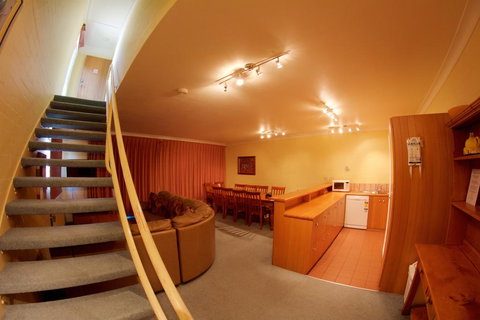 Snow Ski Apartments 41 - Darwin Holiday 1