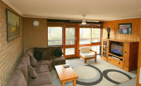 Snowy Saga 2 - Jindabyne - Darwin Holiday 0