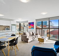 Soho 203 - Darwin Holiday