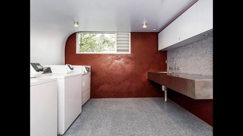 Soho Chic Apartment - Darwin Holiday 1