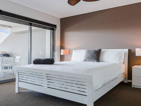 SOLARIS @ Fingal Bay - Darwin Holiday 2