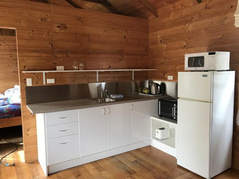 Somerset Beachside Cabin And Caravan Park - Darwin Holiday 1