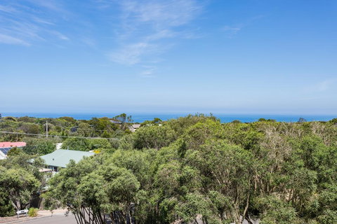 Sophisticated Contemporary Coastal Living With Sweeping Views In Cape Schanck - Darwin Holiday 1