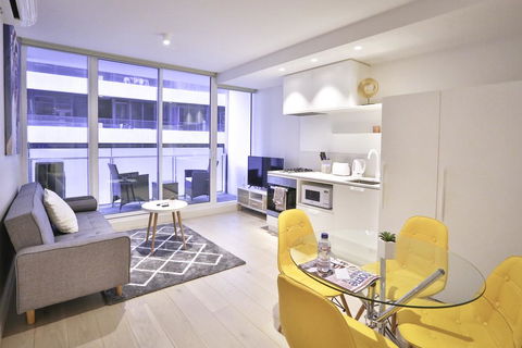 South Yarra Claremont Apartment - Darwin Holiday 0