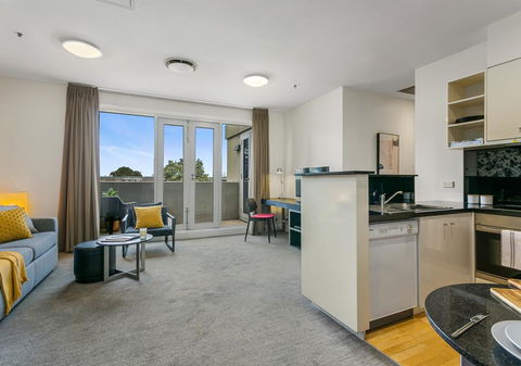 South Yarra Delight - Car Park, Wifi And Swimming Pool - Darwin Holiday 2