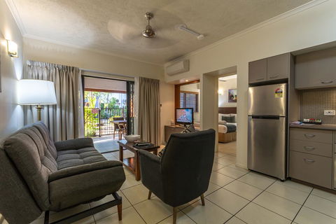 Southern Cross Atrium Apartments - Darwin Holiday 3