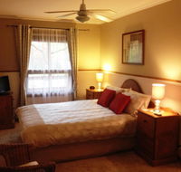 Southern Vales Bed  Breakfast - Darwin Holiday
