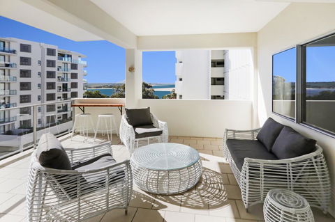 Space Holiday Apartments - Darwin Holiday 1