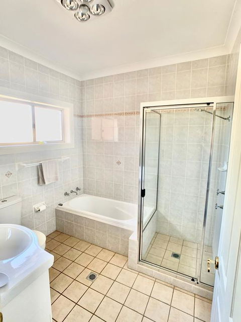 Spacious 2 Bed, 2 Bath Villa - Central Location - Quiet - Darwin Holiday 3
