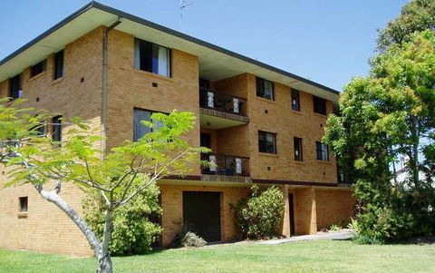 Spacious 2 Bedroom Beach Side Apartment - Close To Shopping Centre With Coles, Health Food Shop, Sushi, Pizza, Cafes, Hairdresse - Darwin Holiday 1