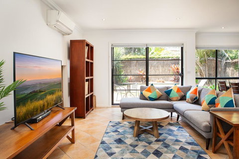 Spacious Home In The Heart Of Avalon Beach - Darwin Holiday 0