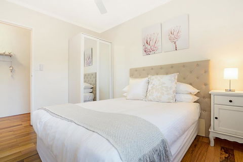 Spacious Renovated Apartment In Quiet Area - Darwin Holiday 2