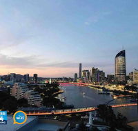 Spacious River Front 2 Bed Apt Central Location - Darwin Holiday