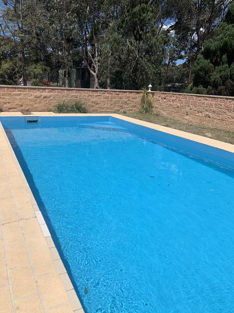 Spacious, Clean , Relaxing Country Escape Perfect For Large Groups And Families - Darwin Holiday 1