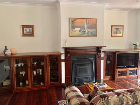 Spacious, Clean , Relaxing Country Escape Perfect For Large Groups And Families - Darwin Holiday 2