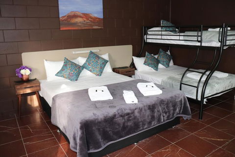 Spanish Lace Motor Inn - Darwin Holiday 1