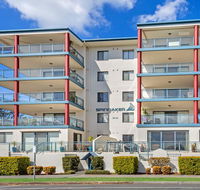 Spinnaker 102 - On The Lake