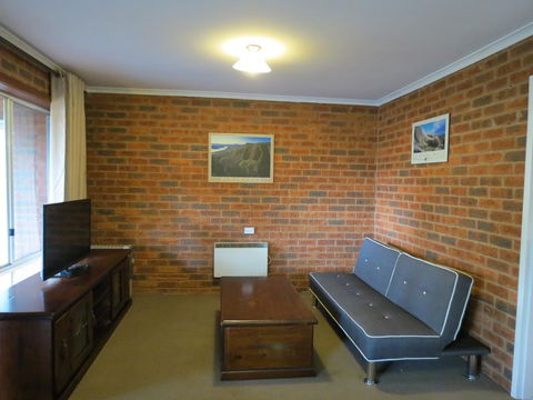 Sponars 2 - Darwin Holiday 0