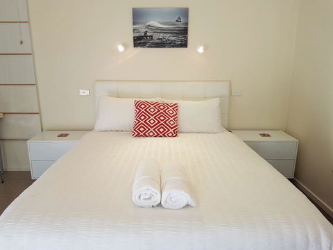 Springtide Studio Apartments - Darwin Holiday 0