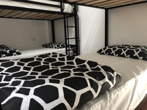 St Kilda Accommodation - Darwin Holiday 1
