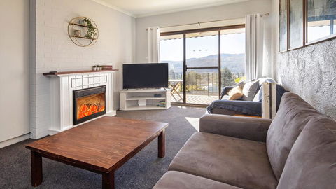 St Moritz 11 - Darwin Holiday 0