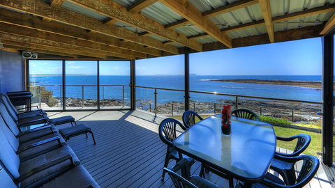 Stanley View Beach House - Darwin Holiday 1