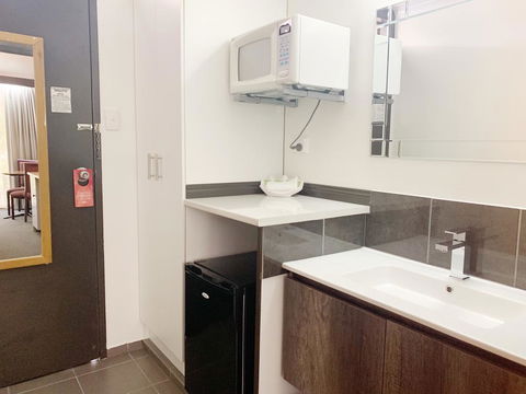 Statesman Motor Inn - Darwin Holiday 2