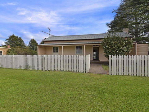 Station Masters Cottage - Classic Quaint & Nostalgia - Darwin Holiday 0