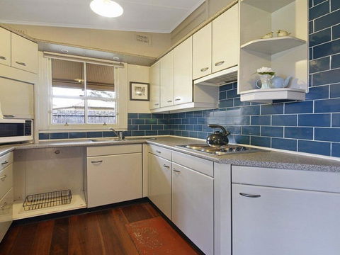 Station Masters Cottage - Classic Quaint & Nostalgia - Darwin Holiday 1