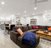 StayCentral - Rosanna Luxurious Mansion - Darwin Holiday