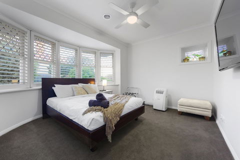 StayCentral - Rosanna Luxurious Mansion - Darwin Holiday 3
